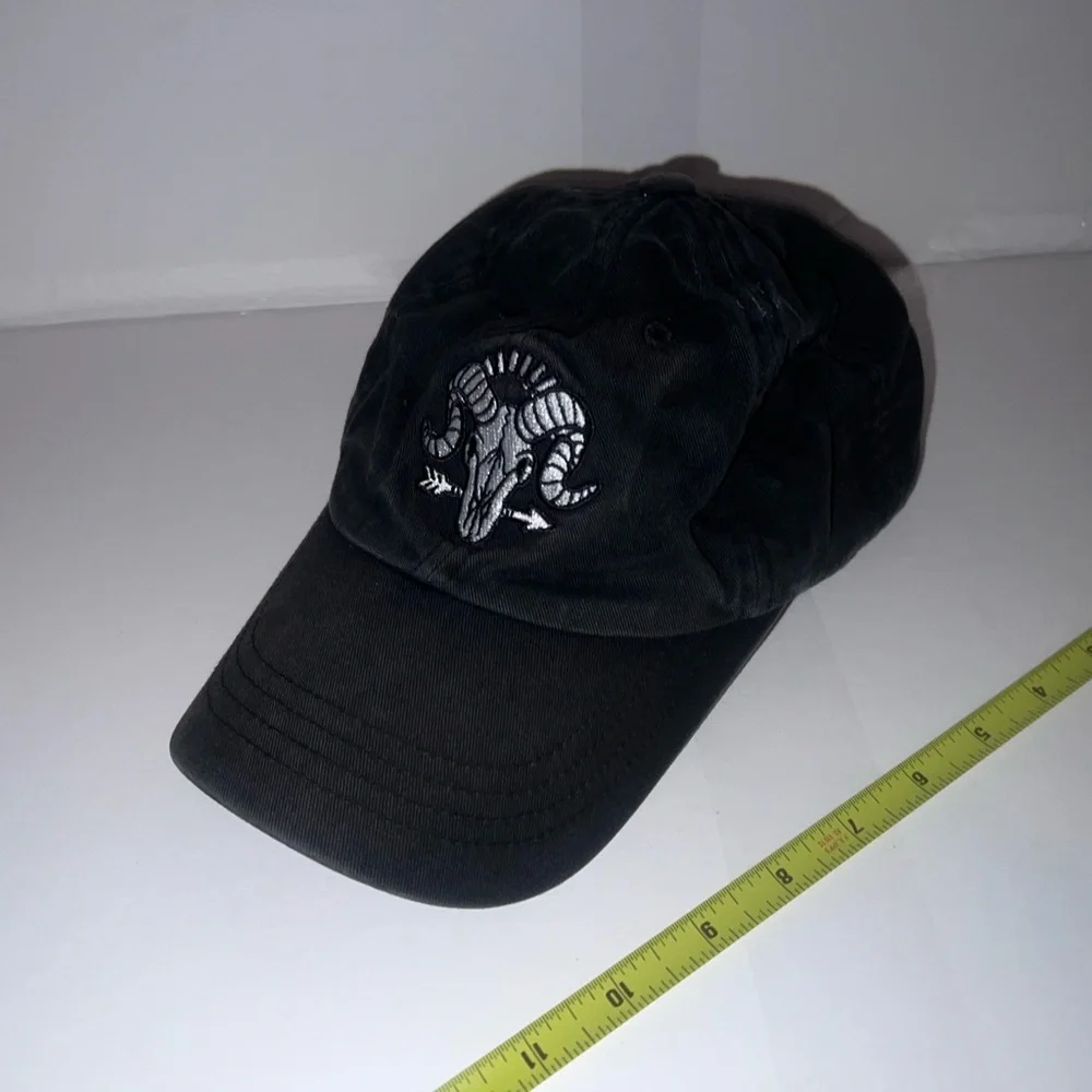Ram hat